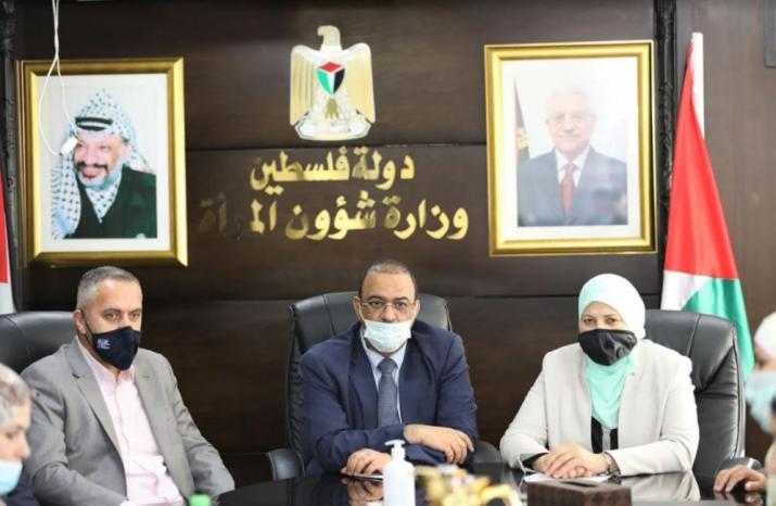 مكافحة الفساد تنظم لقاءً توعوياً حول قانون مكافحة الفساد والأنظمة المساندة لموظفي وزارة شؤون المرأة
